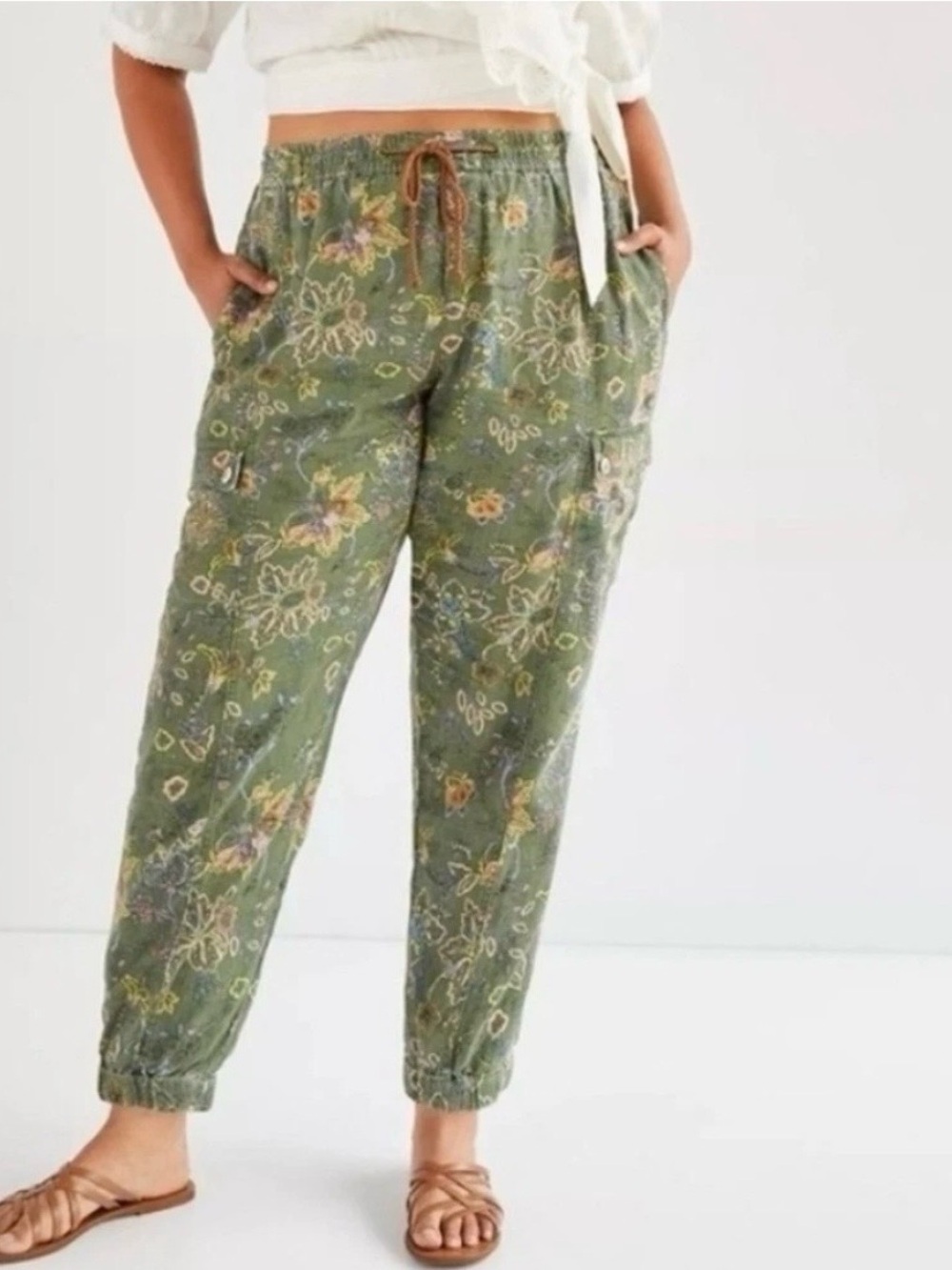 Anthropologie Olive Green Floral Linen Classic Seamed Cargo Joggers